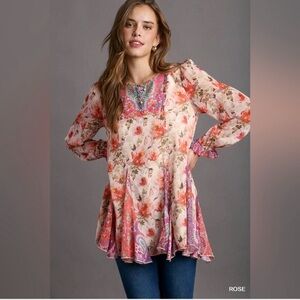 U13 Umgee new floral tunic flowy top.